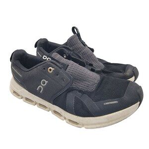 On Cloud Sky Running Kids Size 5.5 Black White Athletic Sneakers Shoes School